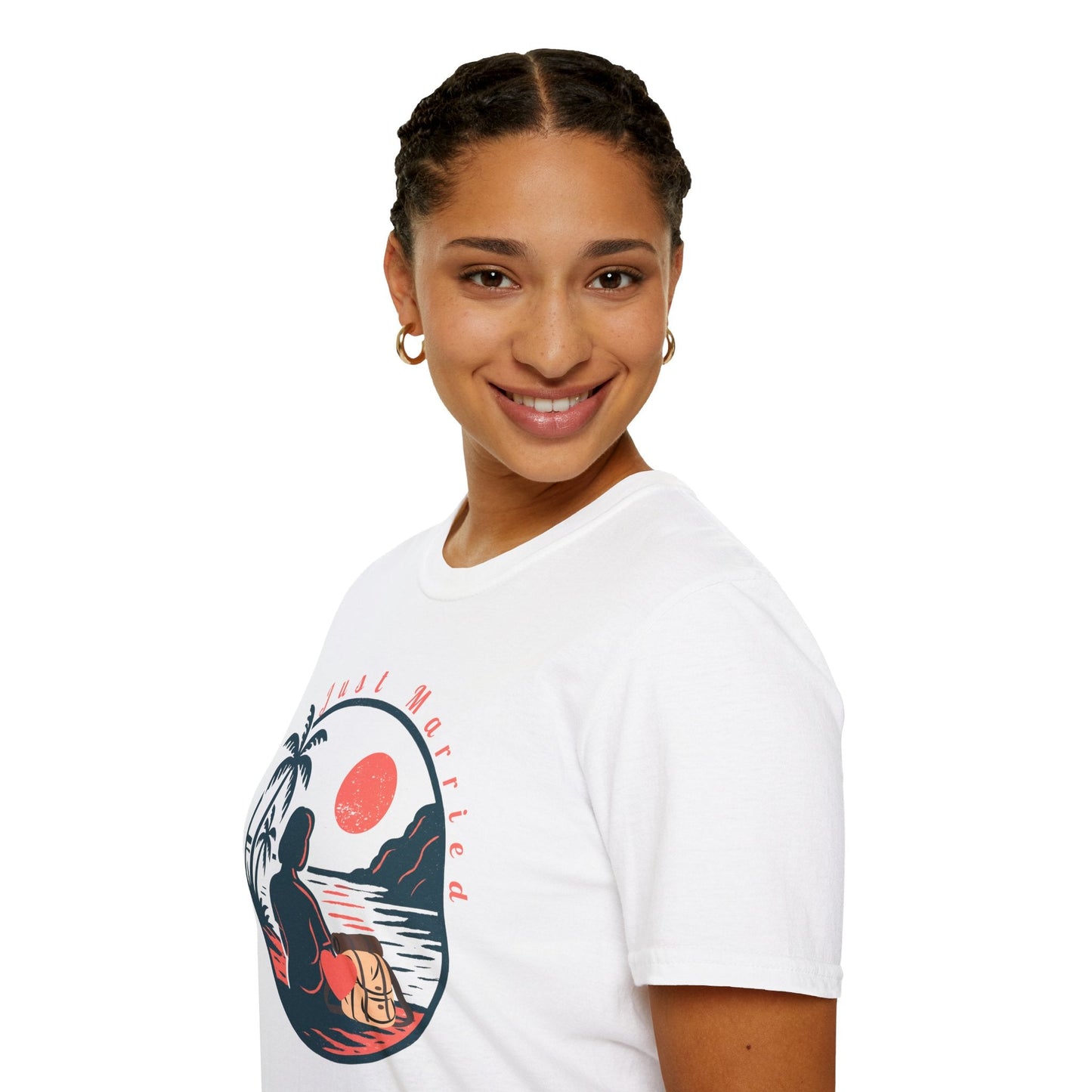 “Just Married” Women’s T-Shirt – The Perfect Blend of Humor and Sarcasm Printify