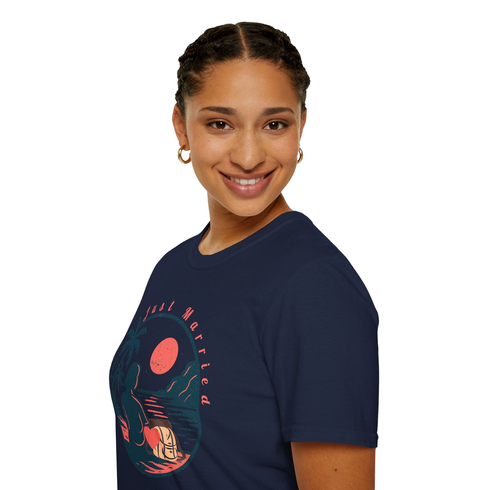 “Just Married” Women’s T-Shirt – The Perfect Blend of Humor and Sarcasm Printify
