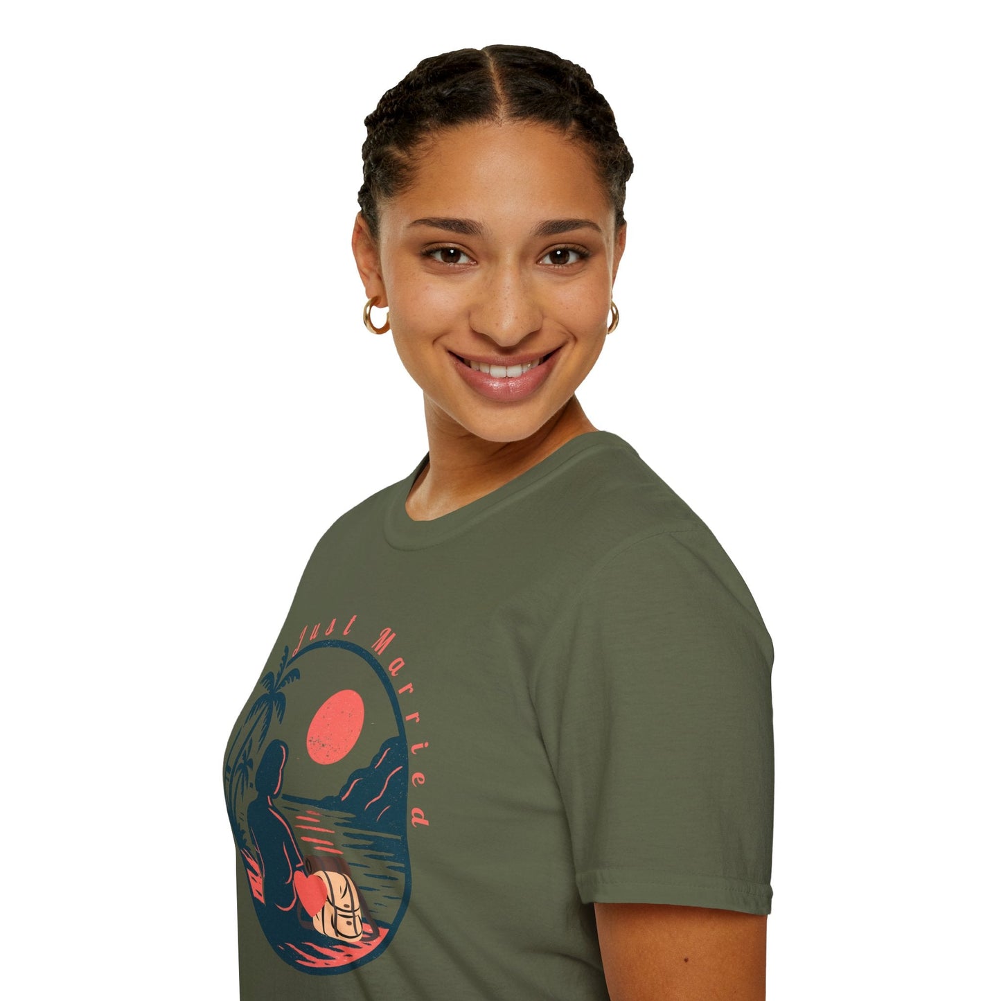 “Just Married” Women’s T-Shirt – The Perfect Blend of Humor and Sarcasm Printify
